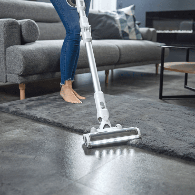 Aspirateur balai HVC6133WII