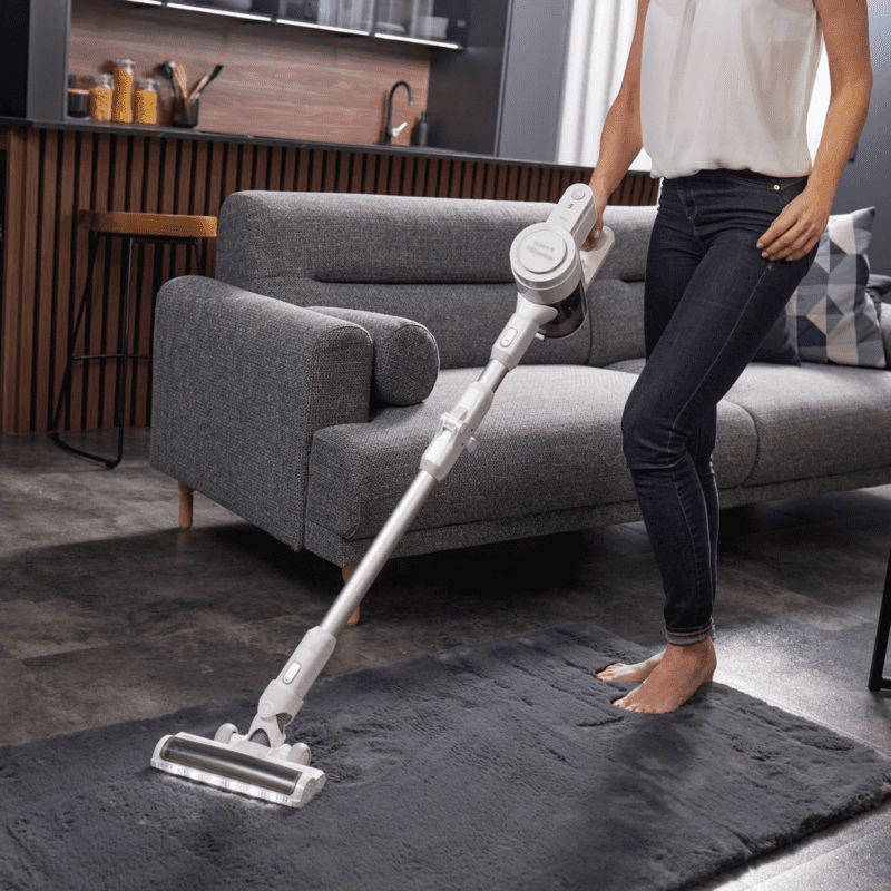Aspirateur balai HVC6133WII